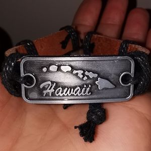 Hawaii black leather bracelet